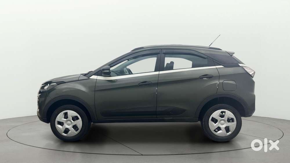 Tata Nexon 1.2 Revotron XMA AMT, 2022, Petrol