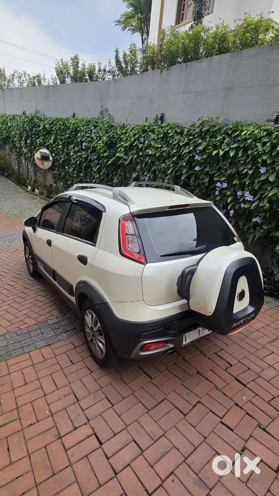 Fiat Avventura 2014 Diesel 85000 Km Driven