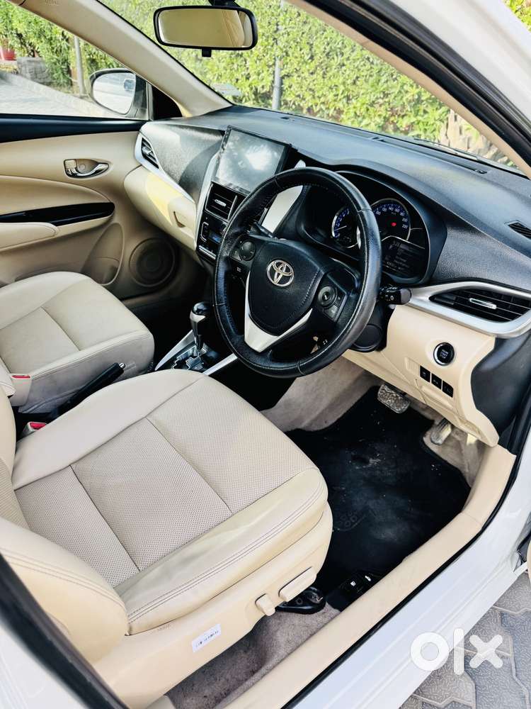Toyota Yaris Vx Cvt, 2018, Petrol