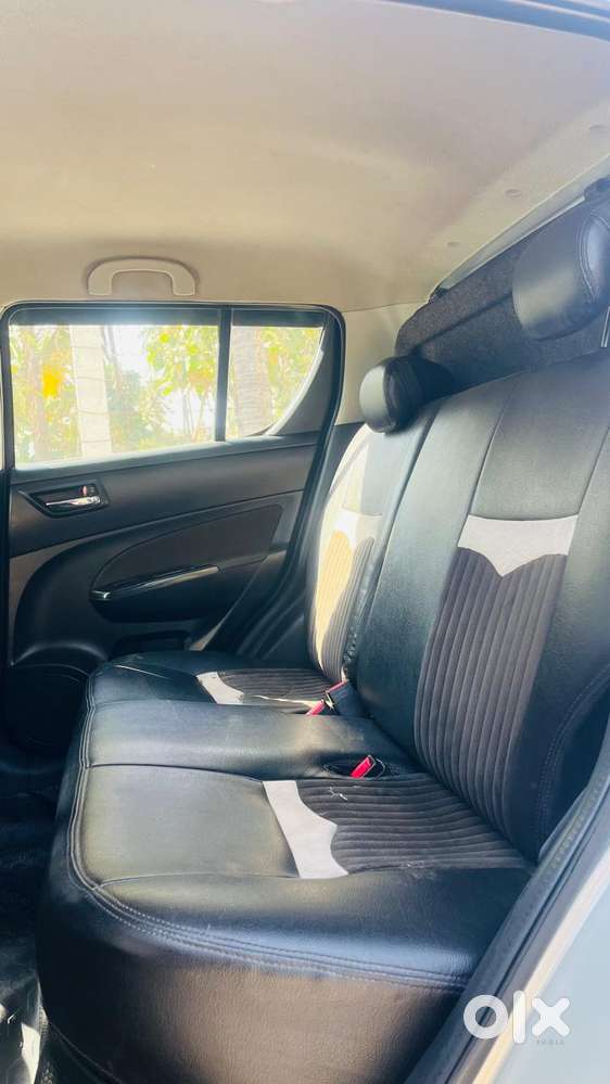 Maruti Suzuki Swift Vxi Abs Bsiv, 2016, Petrol