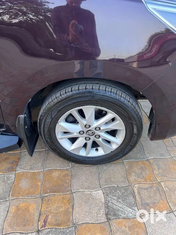 Toyota Innova Crysta 2019