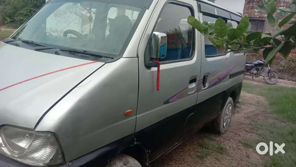 Hamare Pass Gadi Hai Badhiya Condition Mein Hone Ke Liye Sampark Karen