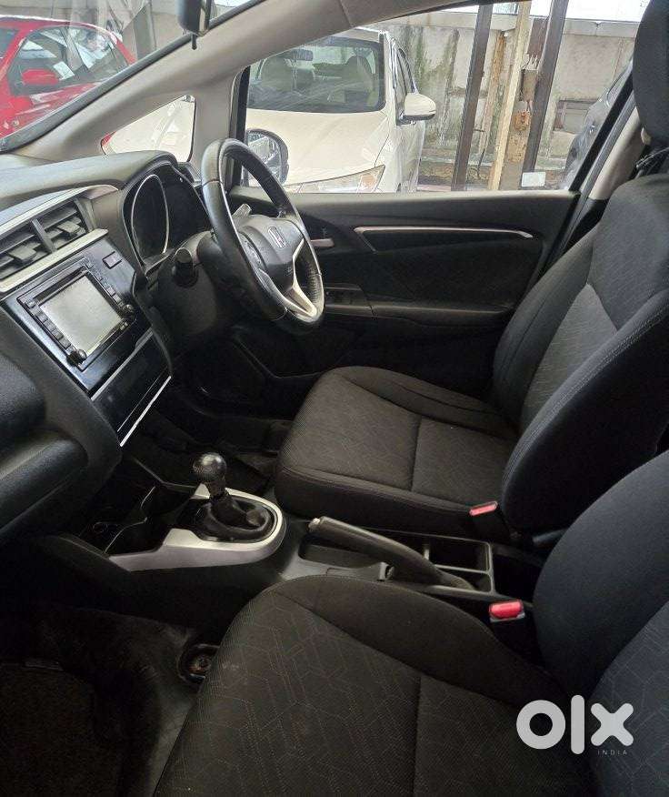 Honda Jazz V Mt Privilege, 2017, Petrol