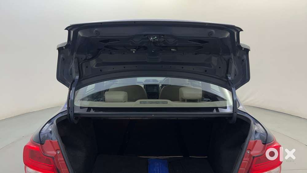 Maruti Suzuki Dzire 1.2 Zxi Plus Amt, 2018, Petrol