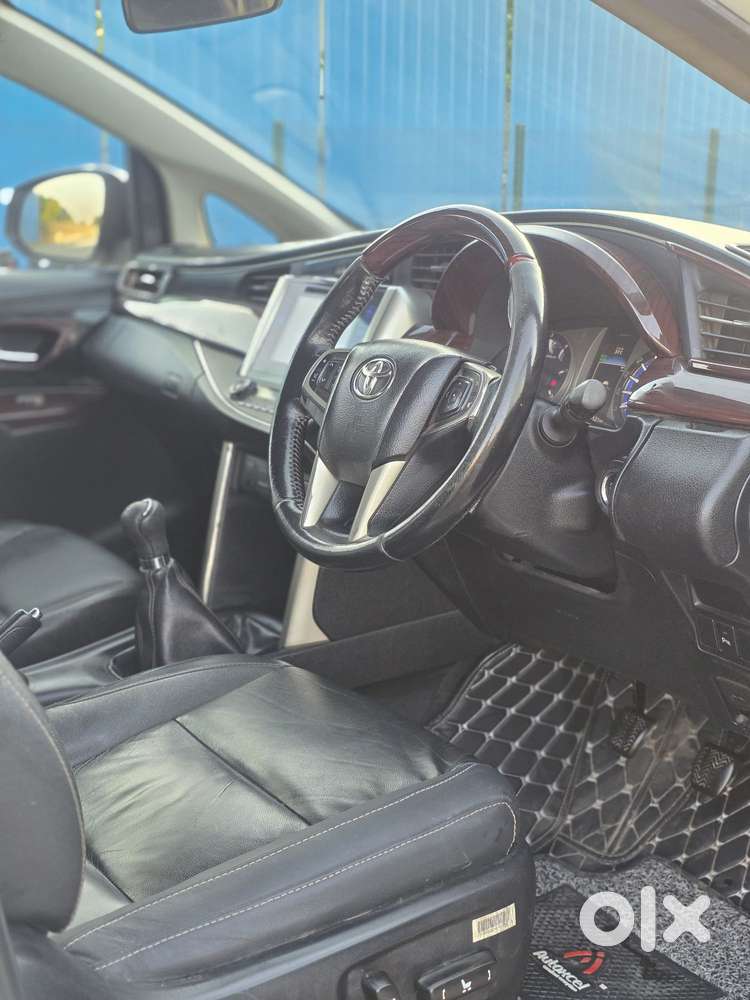 Toyota Innova Crysta 2.4 Z 7 Str, 2017, Diesel