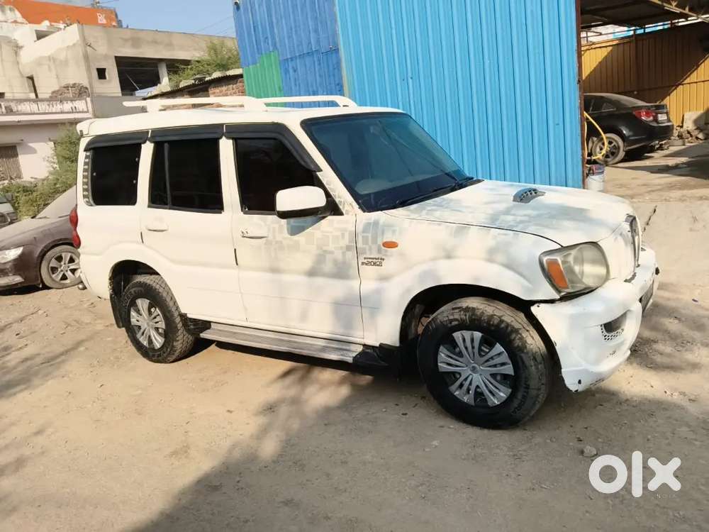 Mahindra Scorpio Classic 2012 Diesel 90000 Km Driven