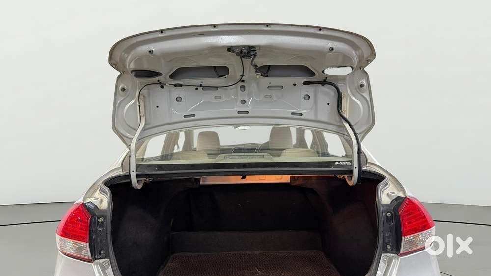 Maruti Suzuki Ciaz Vxi Plus, 2015, Petrol