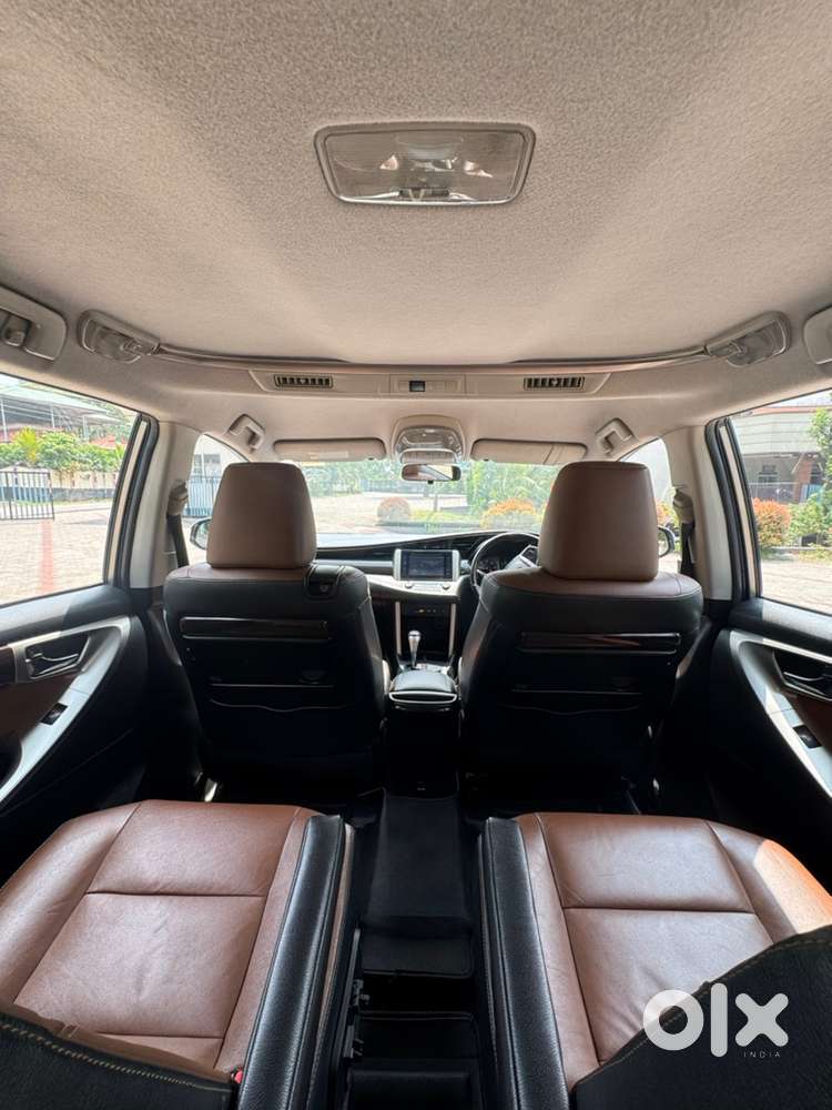 Toyota Innova Crysta Diesel 2016