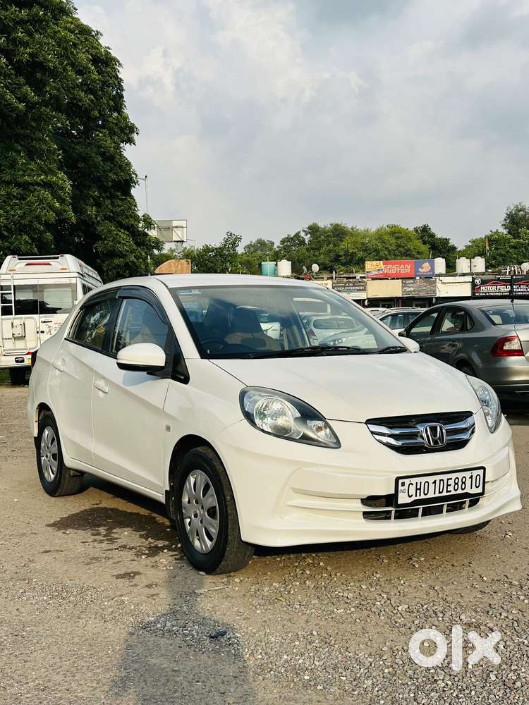 Honda Amaze S Mt I-vtec, 2015, Petrol