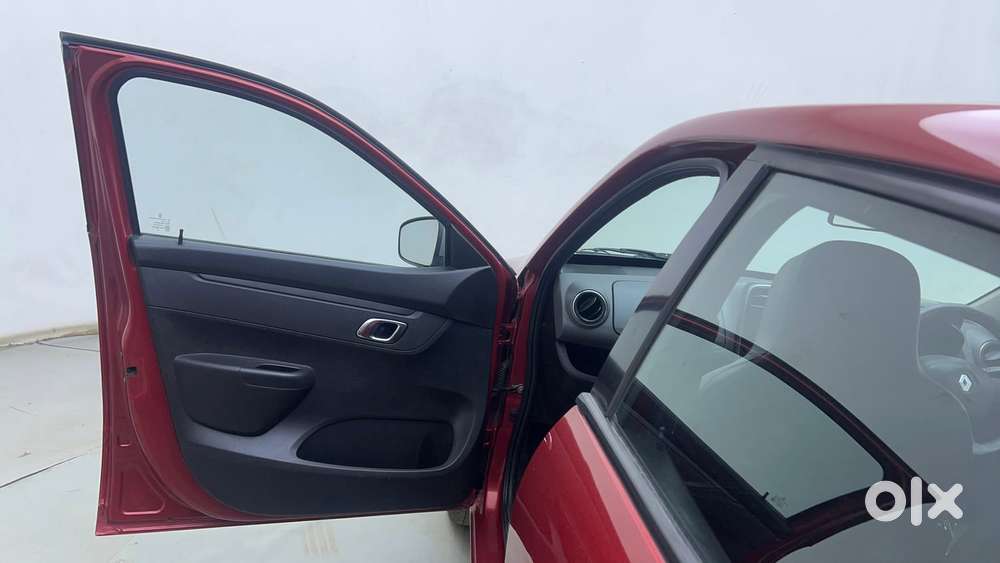 Renault Kwid 2019-ongoing 1.0 Rxt Amt (o), 2018, Petrol