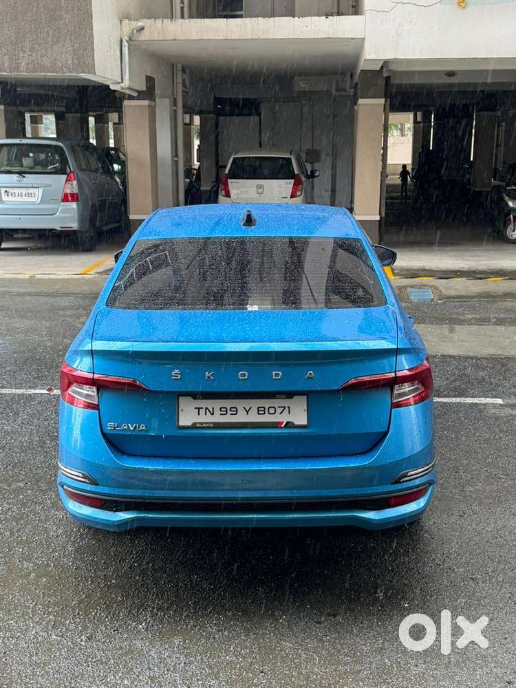 Skoda Slavia Ambition 1.0l Tsi At, 2023, Petrol
