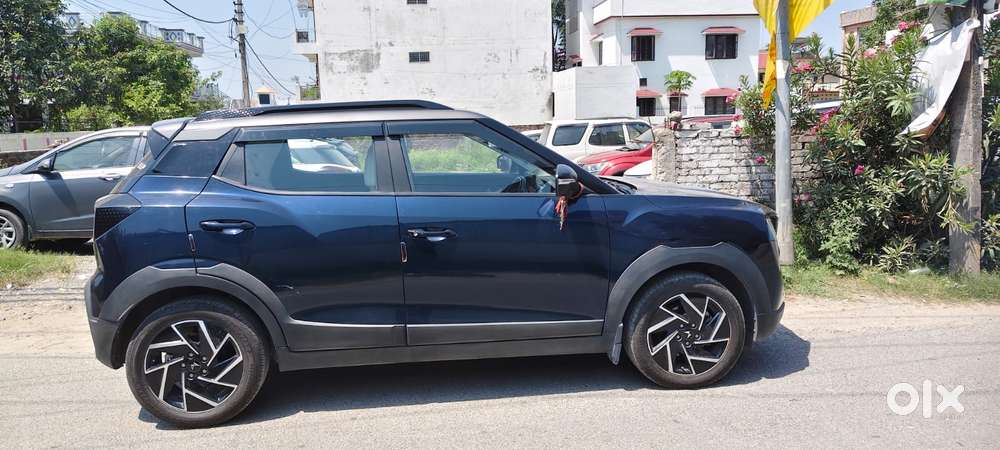 Mahindra Xuv 3xo Ax7l 1.2 Petrol At (pg), 2024, Petrol