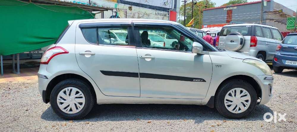 Maruti Suzuki Swift Vxi + Manual, 2016, Petrol