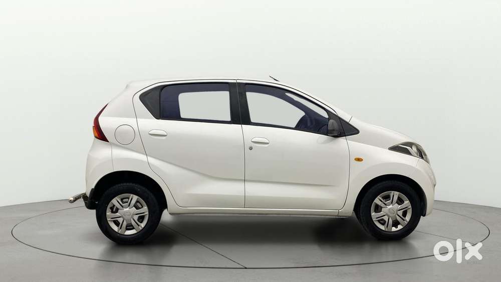 Datsun Redigo T Option, 2016, Petrol
