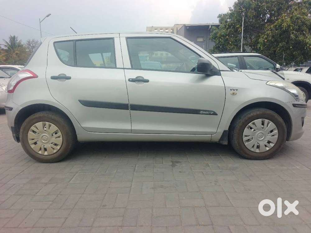 Maruti Suzuki Swift 2011-2014 Lxi, 2013, Petrol