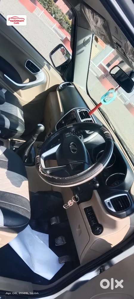Mahindra Tuv 300 Mhawk100 T8, 2018, Diesel