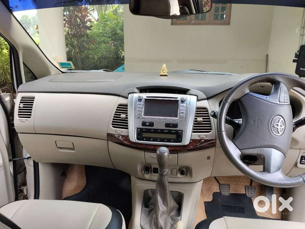 Toyota Innova 2013 Diesel 89000 Km