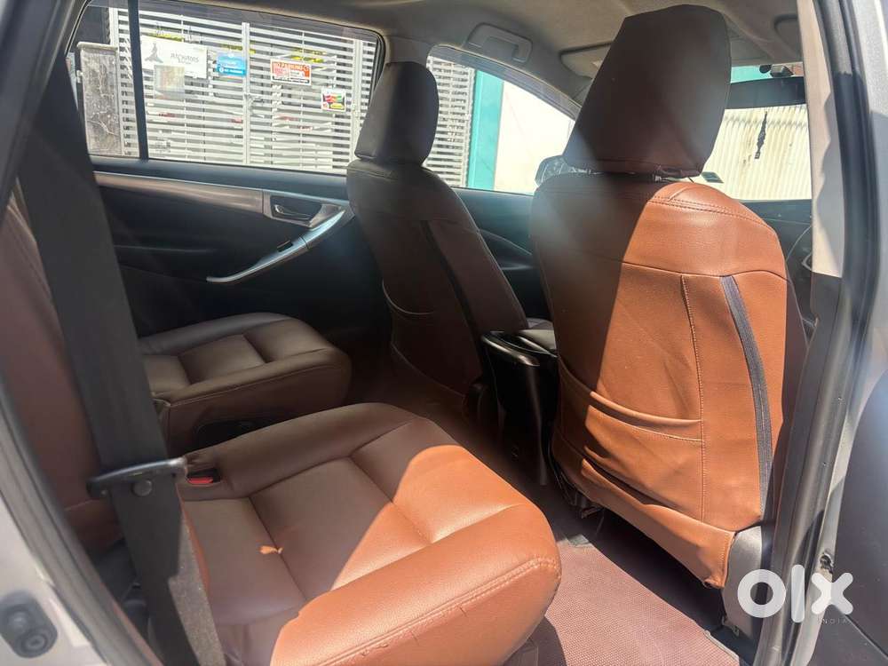 Toyota Innova Crysta 2.8 Gx At, 2017, Diesel
