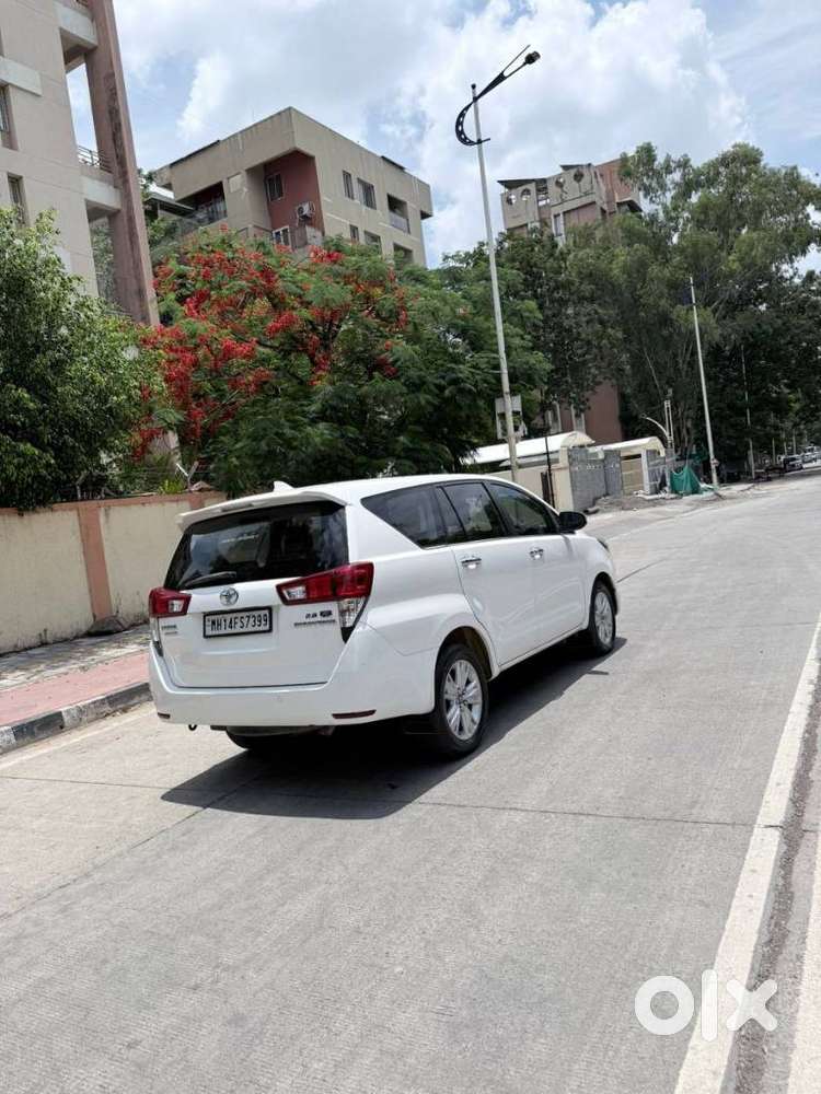 Toyota Innova Crysta 2.8 Zx Automatic 7 Str, 2016, Diesel
