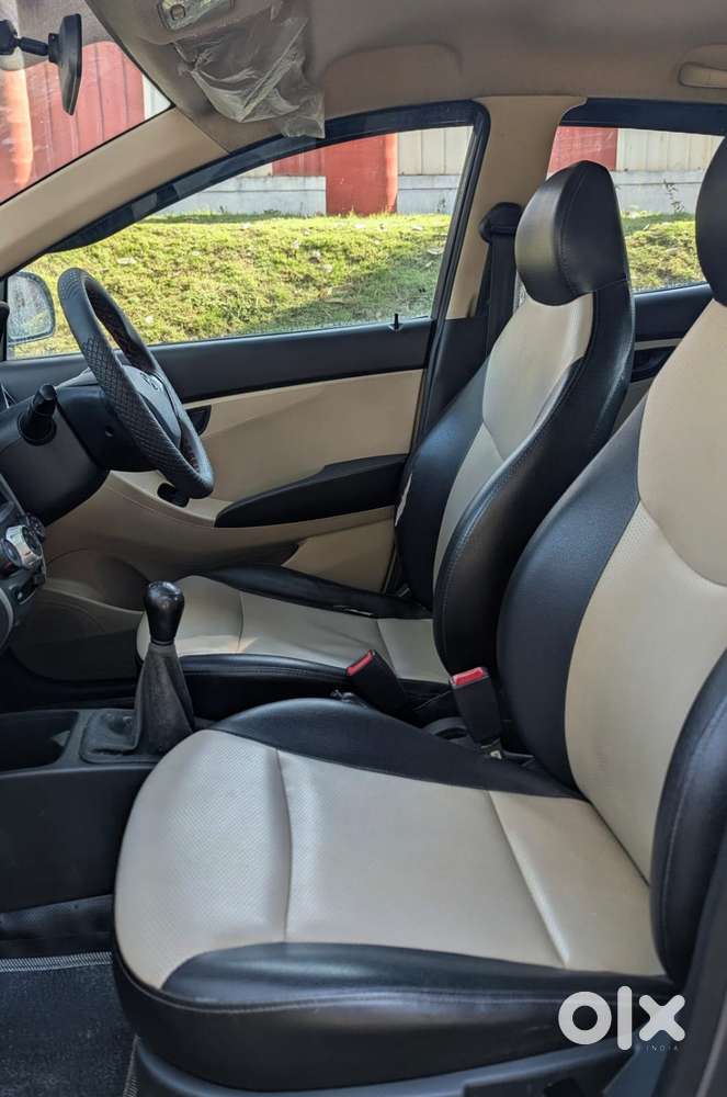 Hyundai Eon Era +, 2017, Petrol