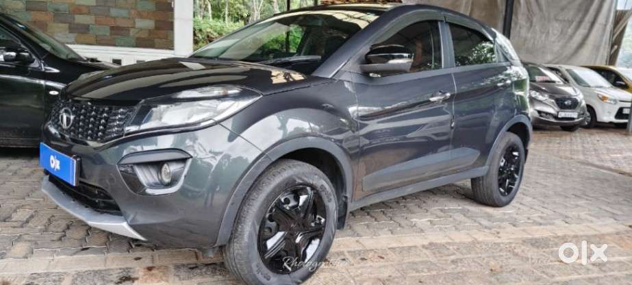 Tata Nexon 1.2 Revotron Xma Amt (s), 2018, Petrol