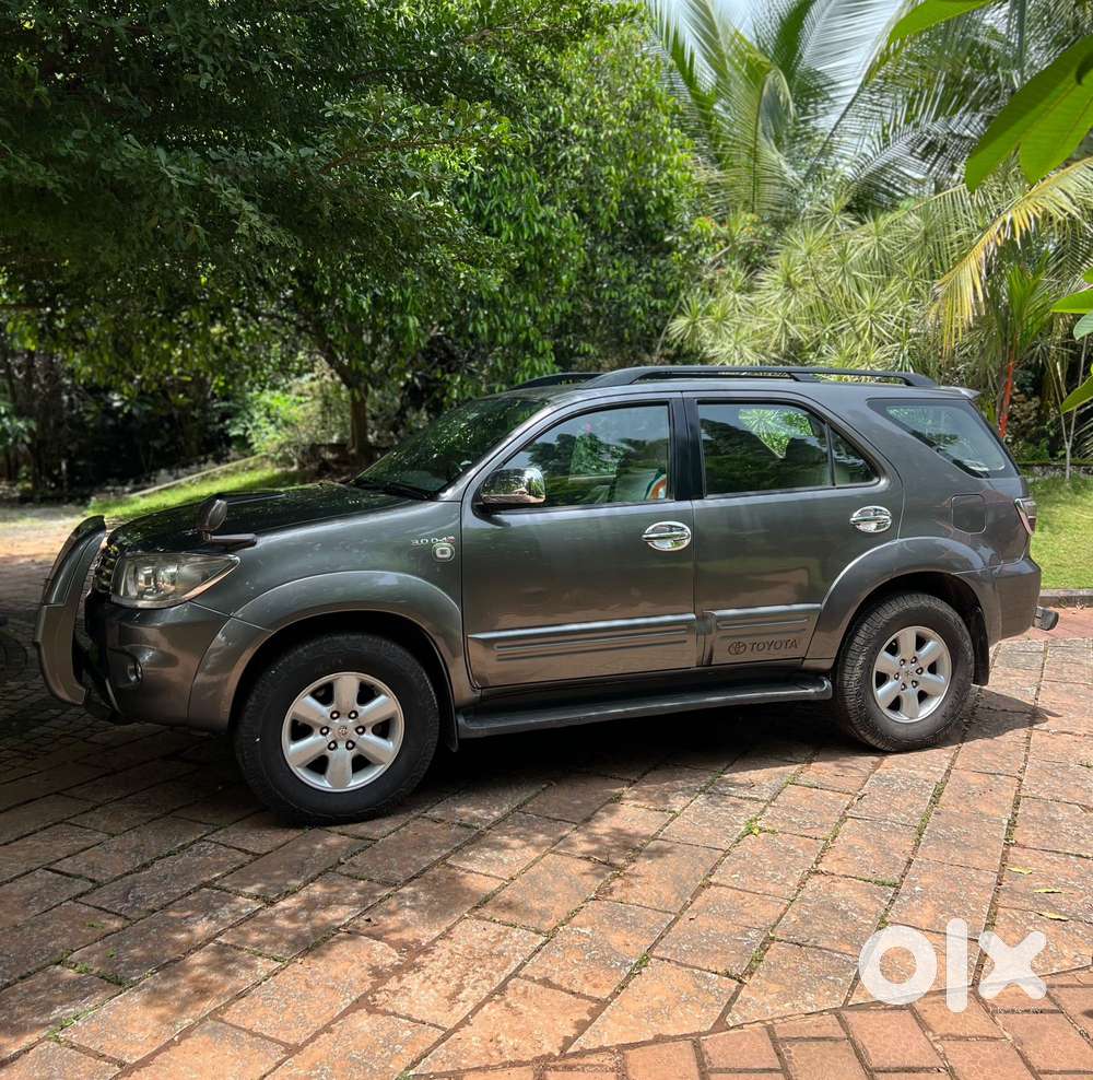 Toyota Fortuner 3.0 4x4 Manual, 2010, Diesel