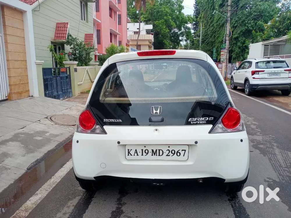 Honda Brio 2013 Petrol Well Maintained