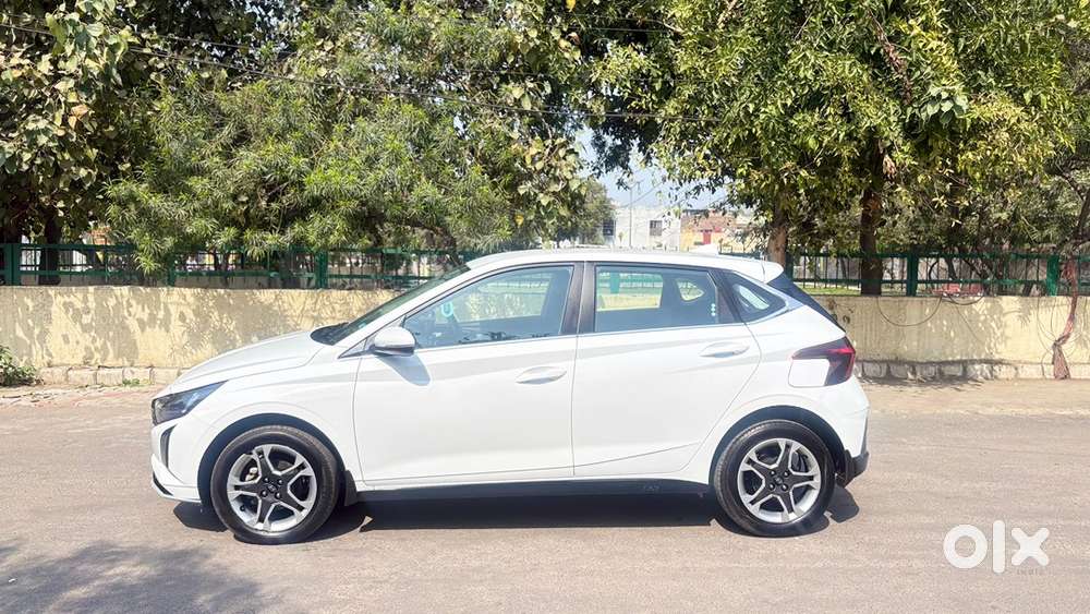 Hyundai New I20 2024 Petrol 22000 Km Driven