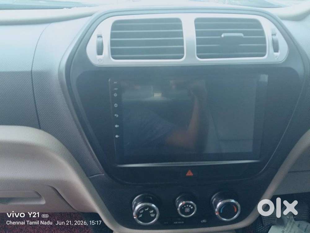 Mahindra Tuv 300 T8, 2016, Diesel
