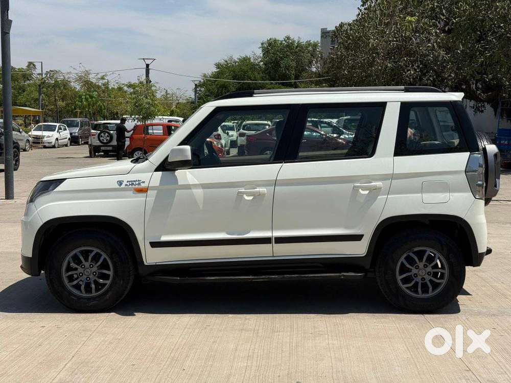 Mahindra Tuv 300 T10, 2019, Diesel