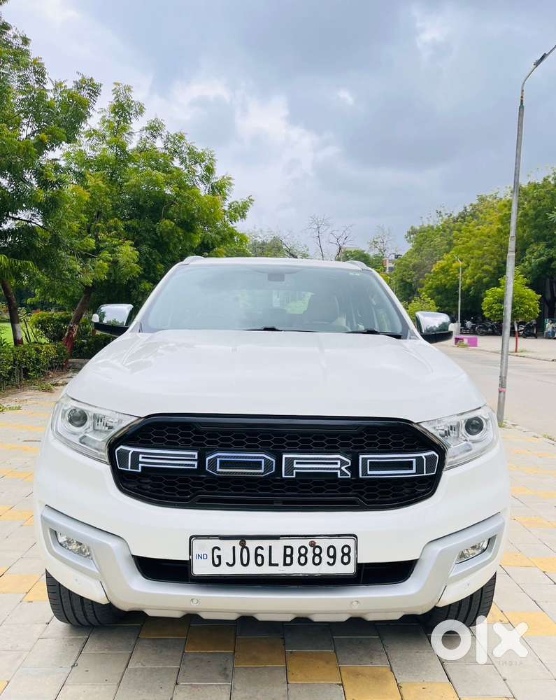 Ford Endeavour 3.2 Titanium At 4x4, 2017, Diesel