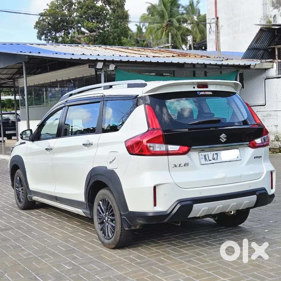 Maruti Suzuki Xl6 1.5 Alpha At, 2019, Petrol