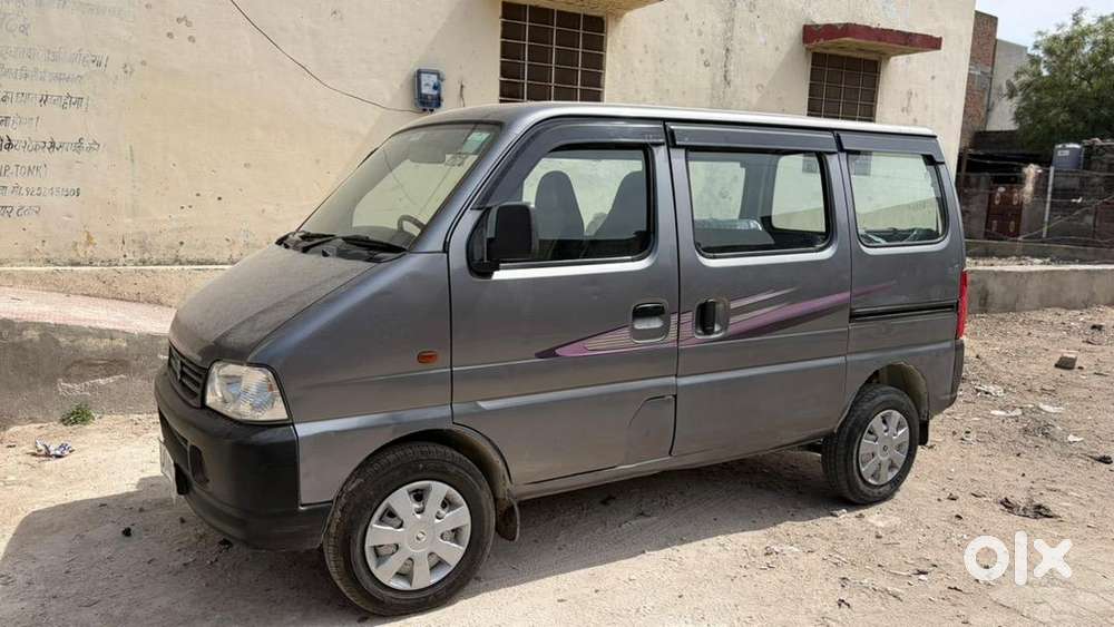 Maruti Suzuki Eeco 2016 Lpg Well Maintained