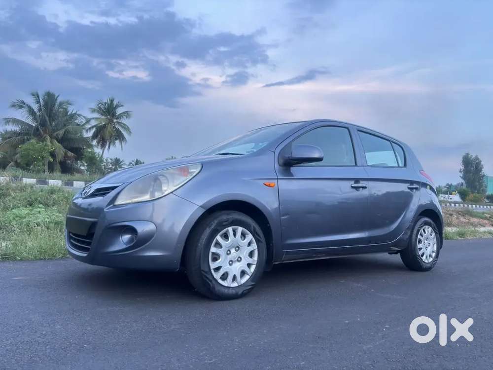 Hyundai I20 Magna Petrol 2011