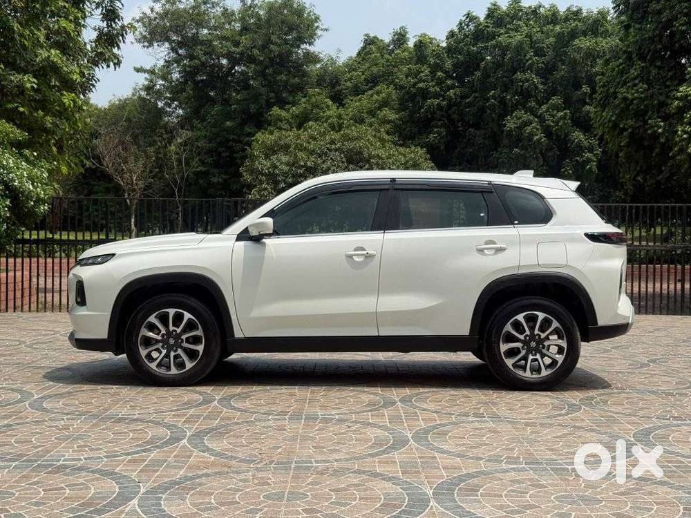 Maruti Suzuki Grand Vitara 1.5 Zeta Smart Hybrid At, 2024, Petrol