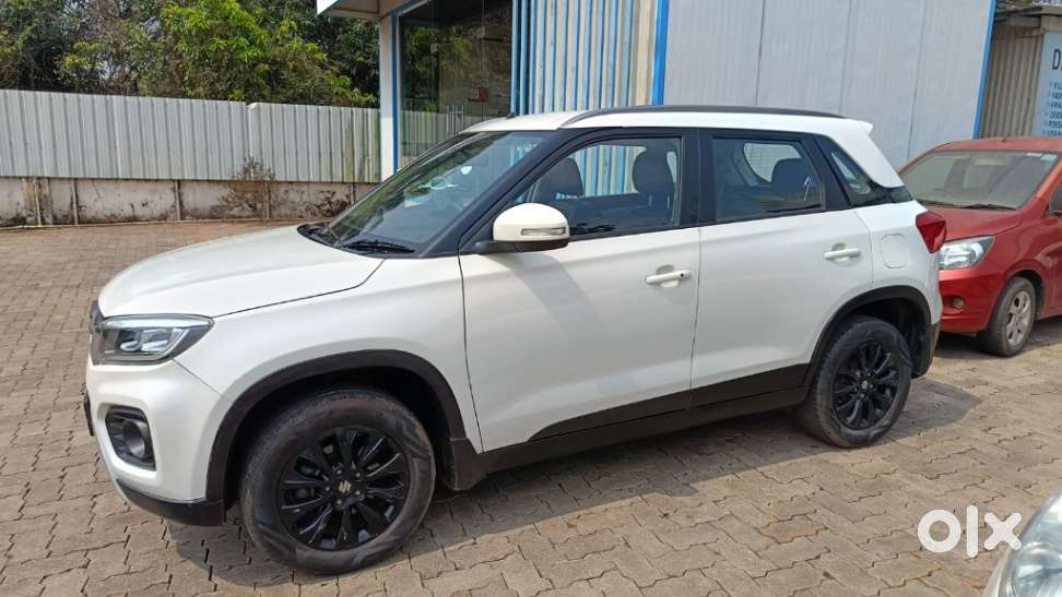 Maruti Suzuki Brezza 1.5 Zxi Smart Hybrid, 2021, Petrol