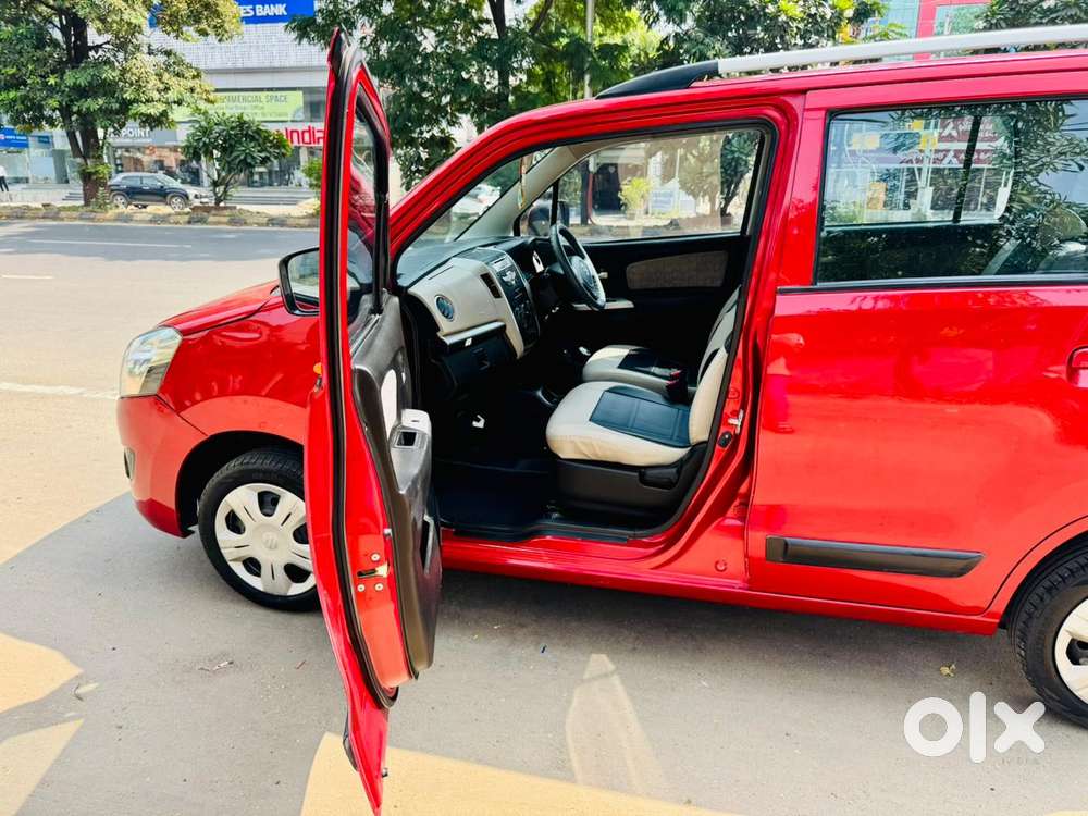 Maruti Suzuki Wagon R Vxi 1.0, 2015, Petrol