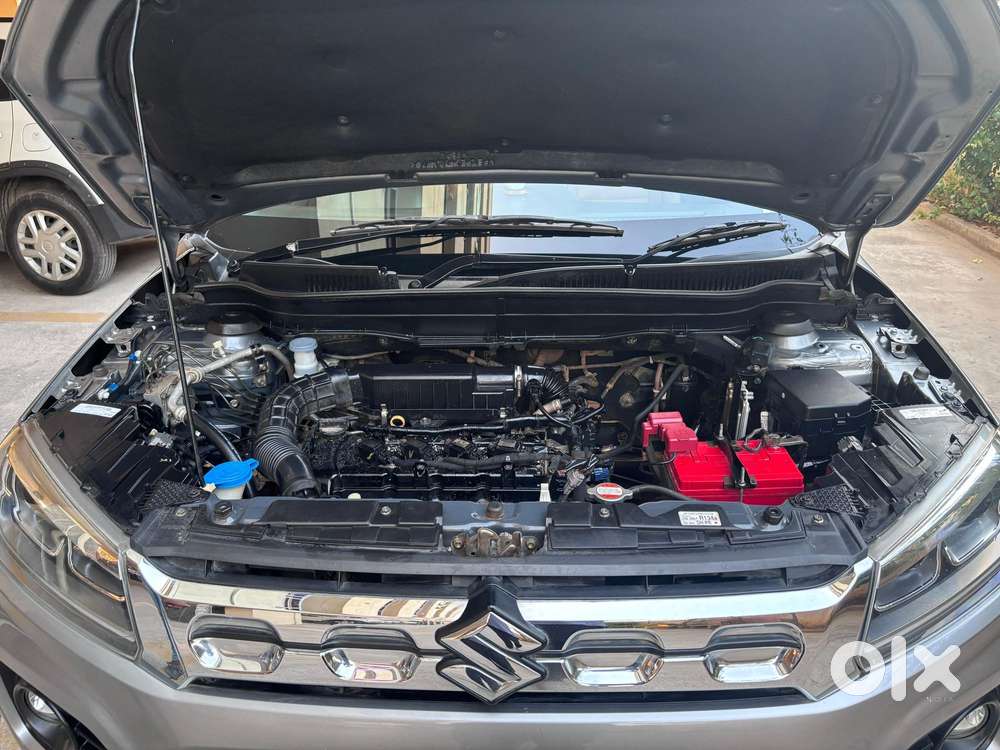 Maruti Suzuki Brezza 1.5 Zxi Smart Hybrid, 2022, Petrol