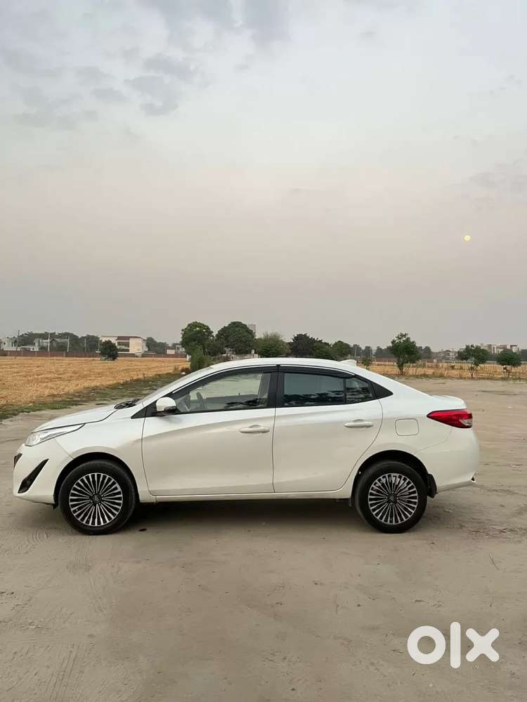 Toyota Yaris G Cvt, 2018, Petrol