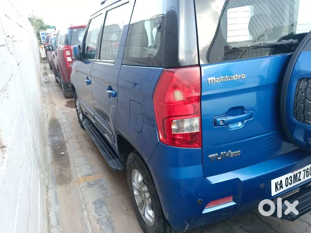 Mahindra Tuv 300 2017 Diesel 74000 Km Driven