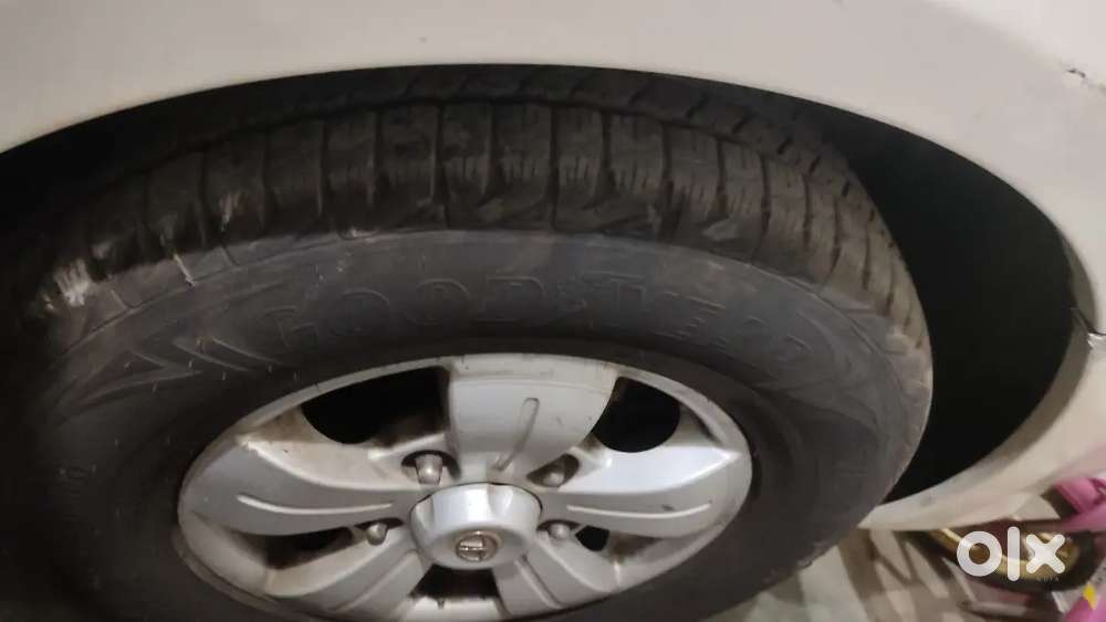 Tata Safari Storme 4x2 Vx Top Model