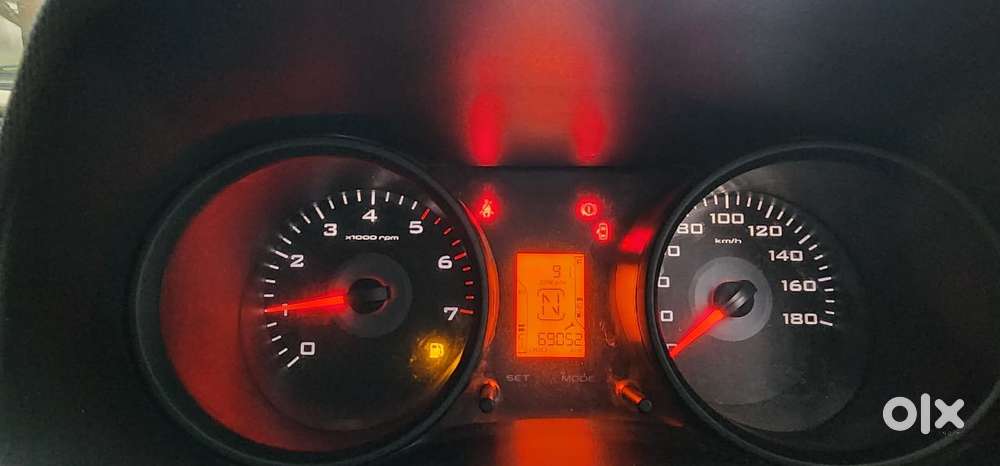 Mahindra Tuv 300 T6, 2017, Diesel