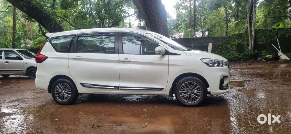 Maruti Suzuki Ertiga Vxi At Petrol, 2019, Petrol