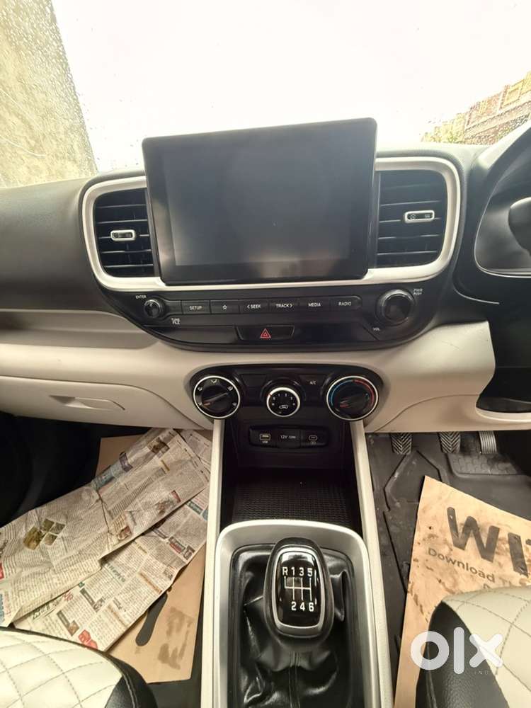 Hyundai Venue 2023 Diesel Car
