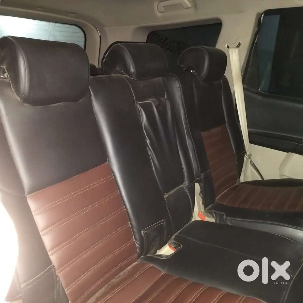 Mahindra Xuv500 2.2 W10 2017