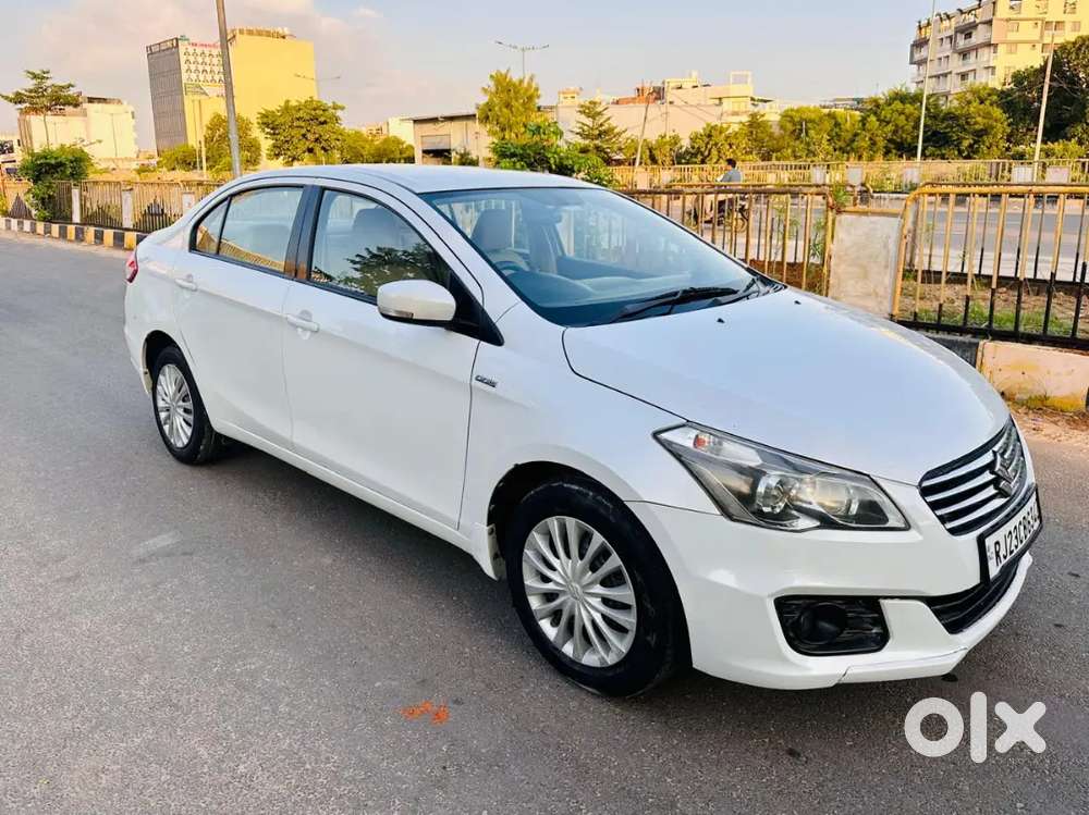 For Urgent Sell 2016 Maruti Suzuki Ciaz Diesel Car