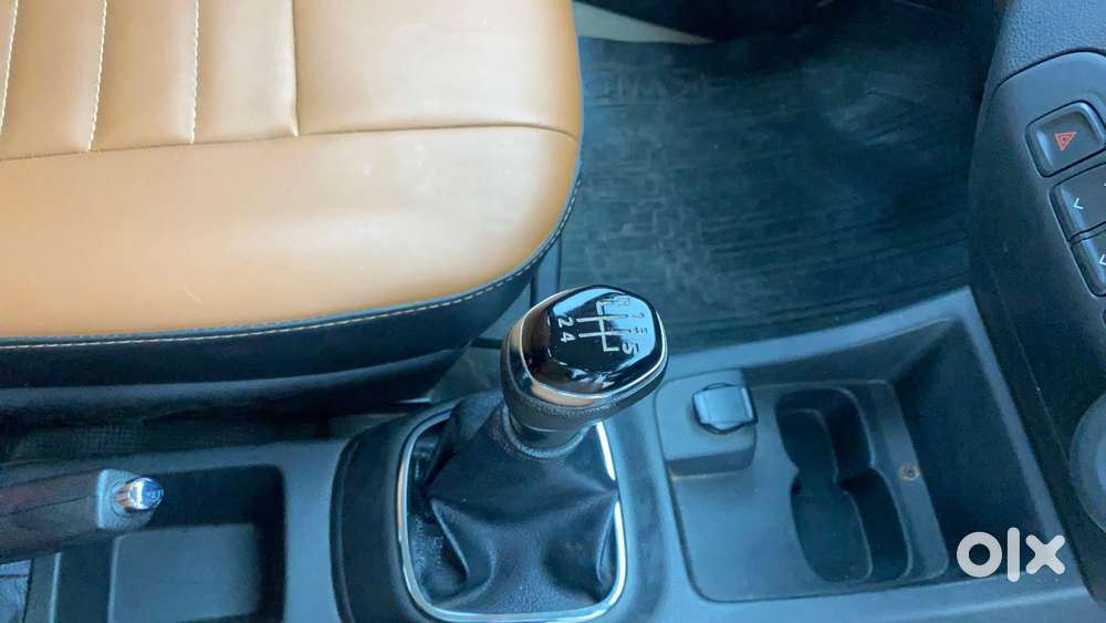 Renault Kwid 1.0 Rxt (o), 2018, Petrol