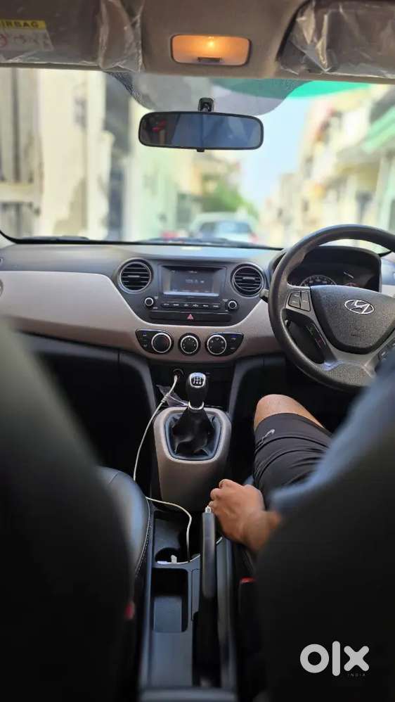 Hyundai I10 Sportz Petrol 2017(november Month)