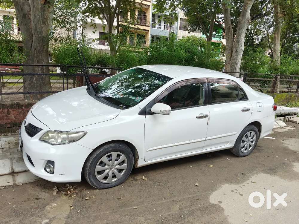 Toyota Corolla Altis 2013 Diesel Manual Immediate Sale