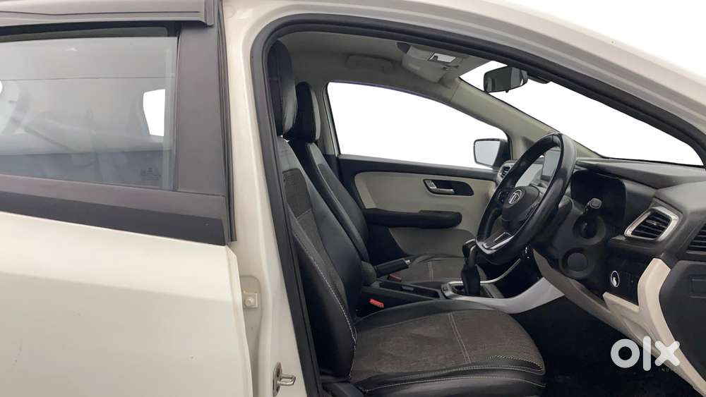 Tata Altroz Xz, 2021, Petrol